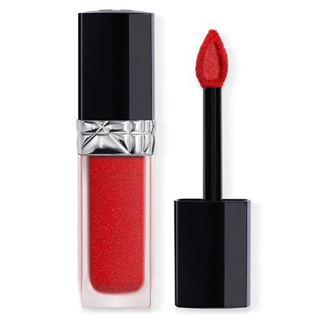 Rouge Dior Forever Liquid fini pailleté et haute couleur .